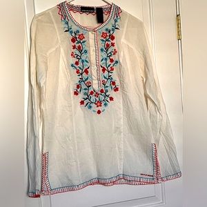 DKNY Jeans sz S boho white long top with embroidery